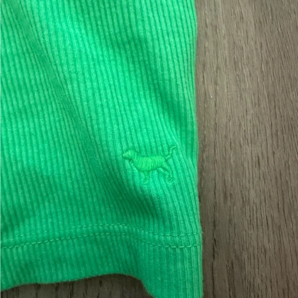 Victoria's Secret Bright Green Crop Top - Picture 2 of 5